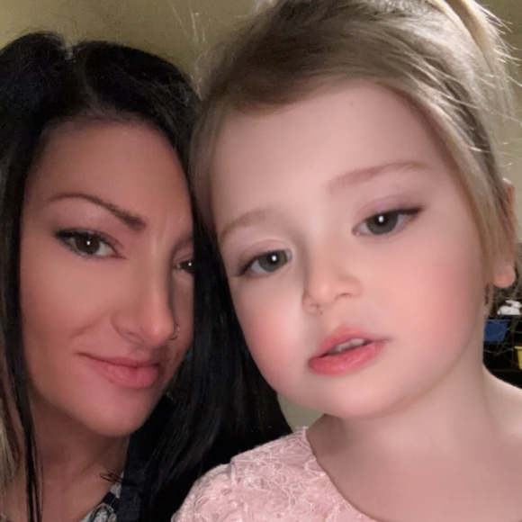 Meet your Posher, Rachel - Picture 9 of 13